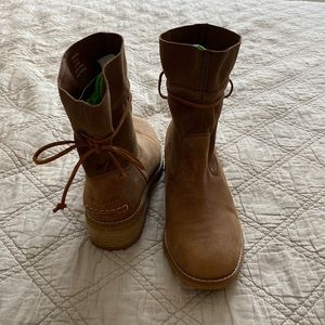 SPERRY Women’s Maya Ronan Boots SZ 8